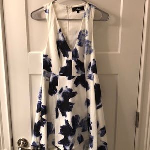 Lulus blue & white floral dress